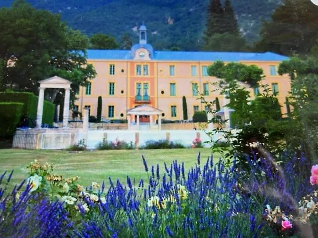 Mont Ventoux-Chateau Gipieres App Nr 9 몽트브륀-레-뱅 0*,  프랑스